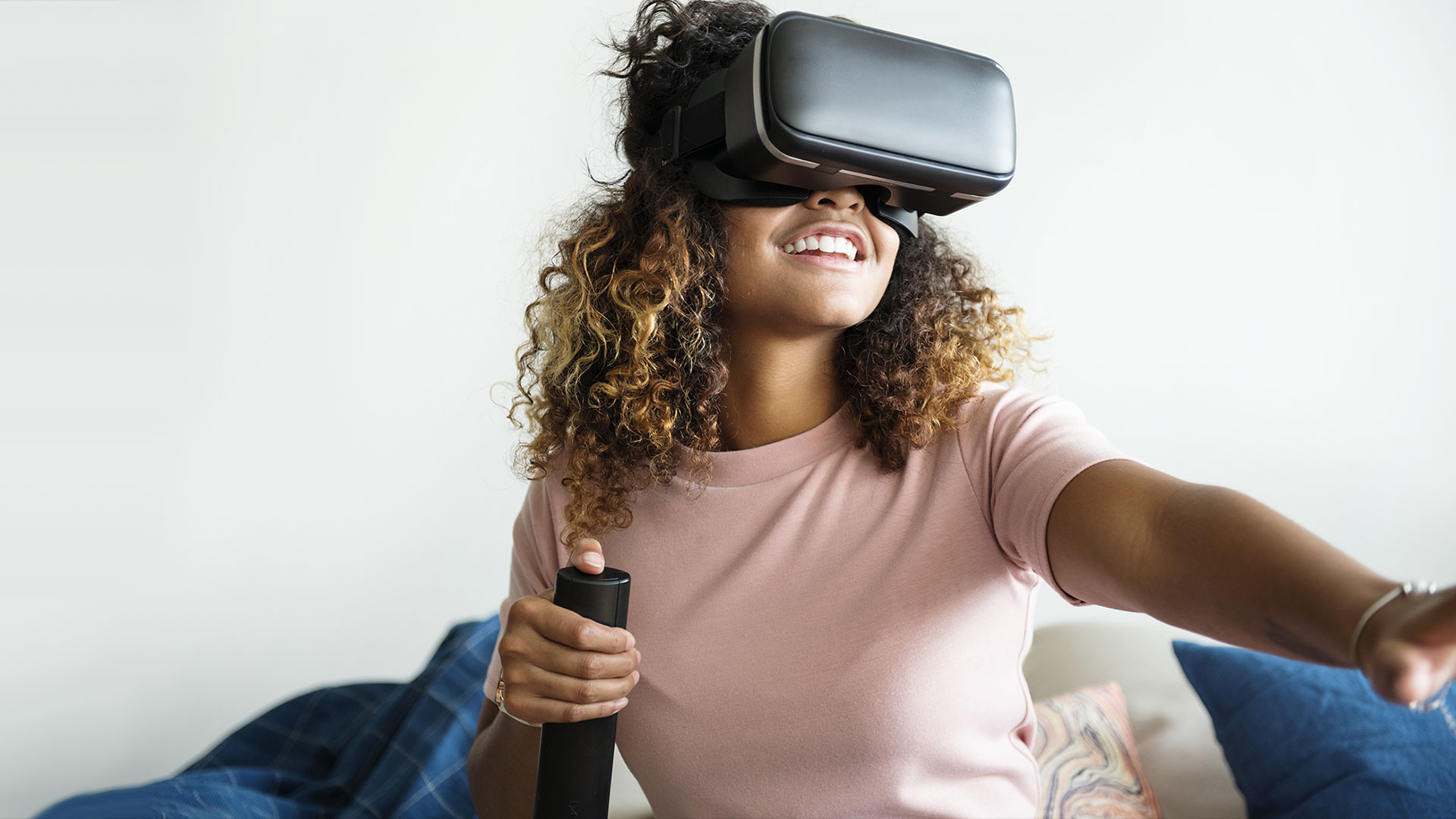 New EON Reality Interactive Digital Center at University of the Western Cape Will Teach Students How to Develop AR and VR Products