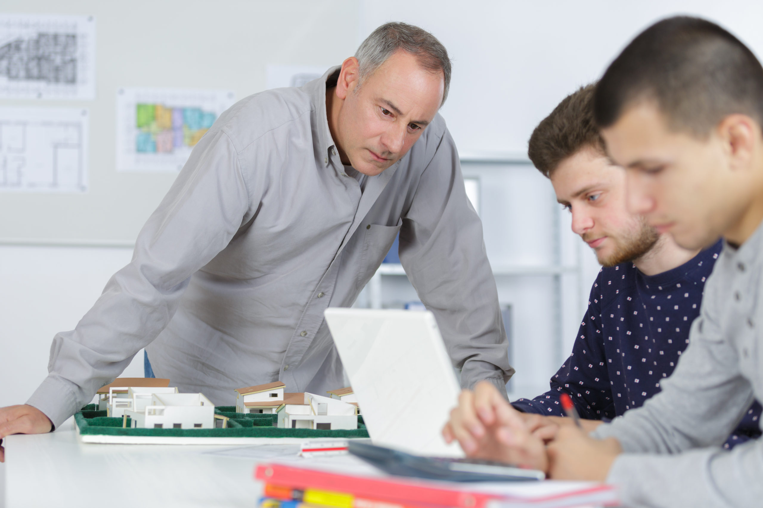 Project Based Learning Strategies with AR/VR